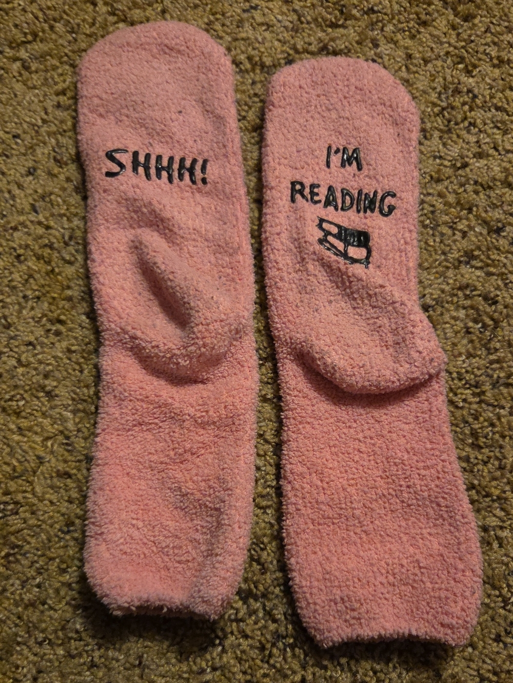 Pink Cozy Reading Slipper Socks - "Shhh! I'm Reading"